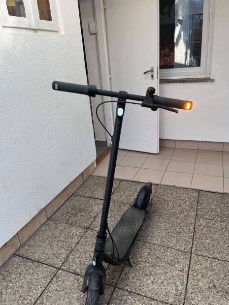 Segway-Ninebot Kickscooter F2