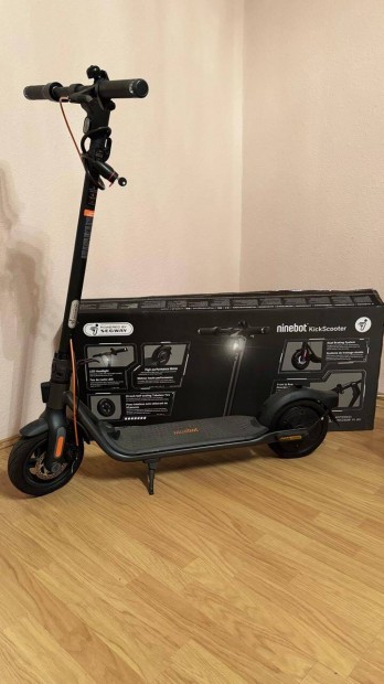 Segway Ninebot Kickscooter F2 Pro Elektromos Roller