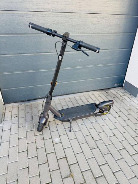 Segway Ninebot Kickscooter Max G2 E Elektromos roller