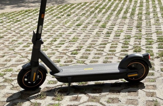 Segway Ninebot Max G30 E II