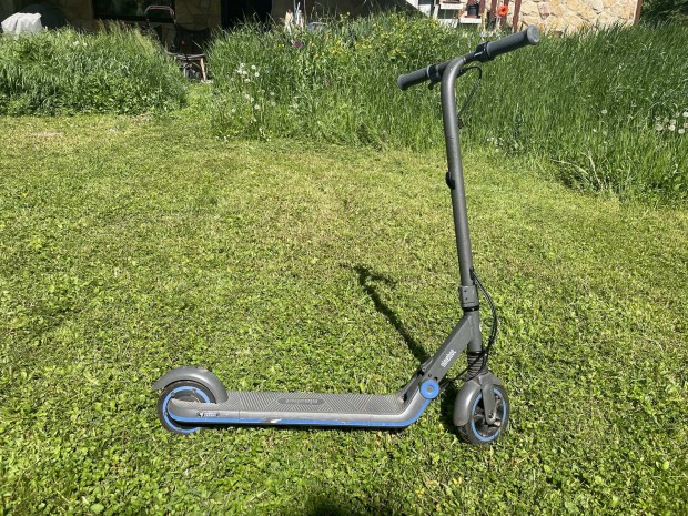 Segway Ninebot ekickscooter Zing E10 gyermek elektromos Roller