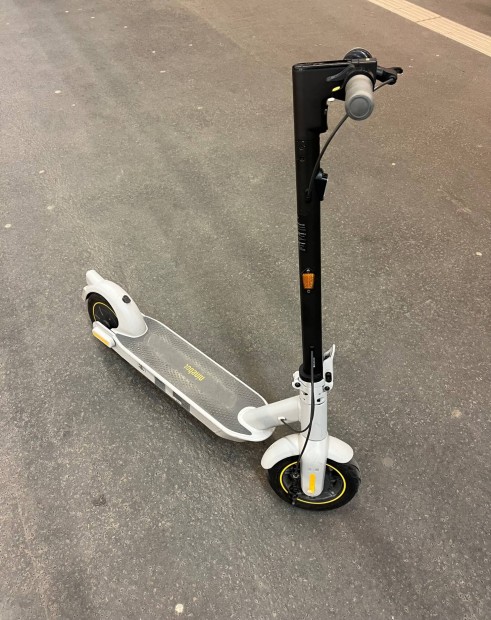 Segway Ninebot elektromos roller