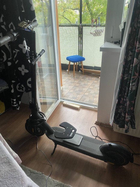 Segway g30 max elektromos roller kiegészítőkkel