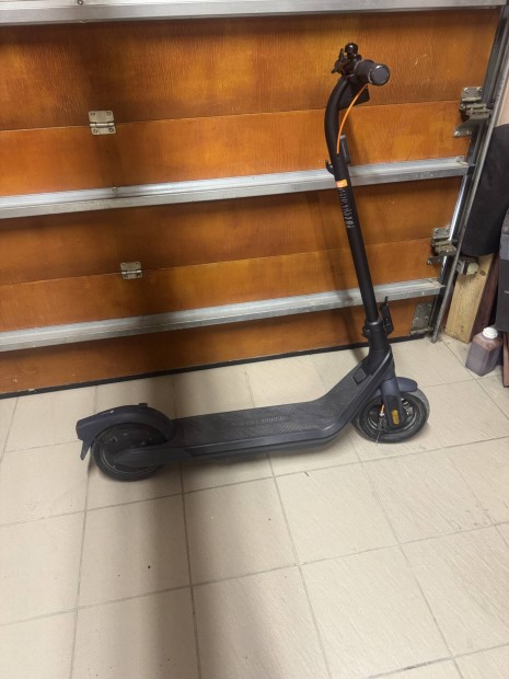 Segway ninebot e2 pro