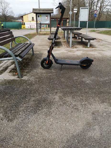Segway ninebot f2pro erektromos Roller