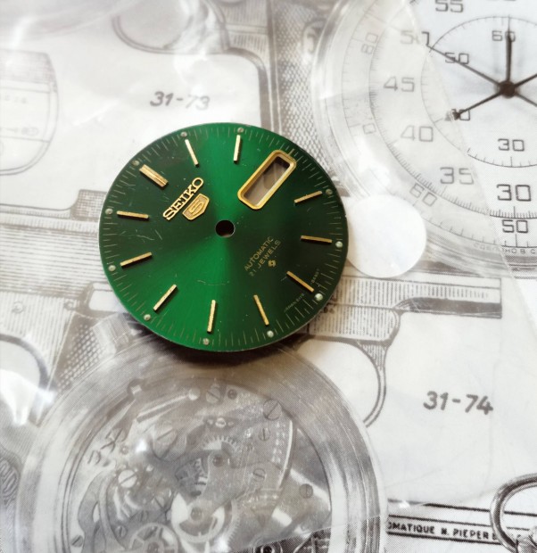 Seiko 5 21 koves mechanikus automata karora szamlap
