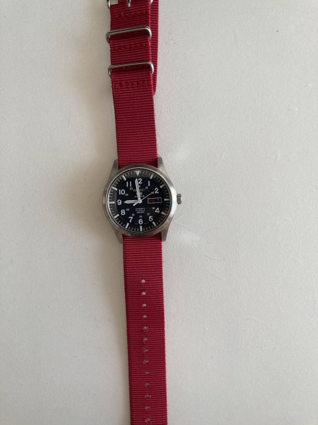 Seiko 5 Sports frissen szervizelt s polrozott karra