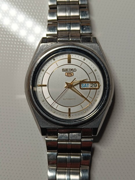 Seiko 5 automata ra