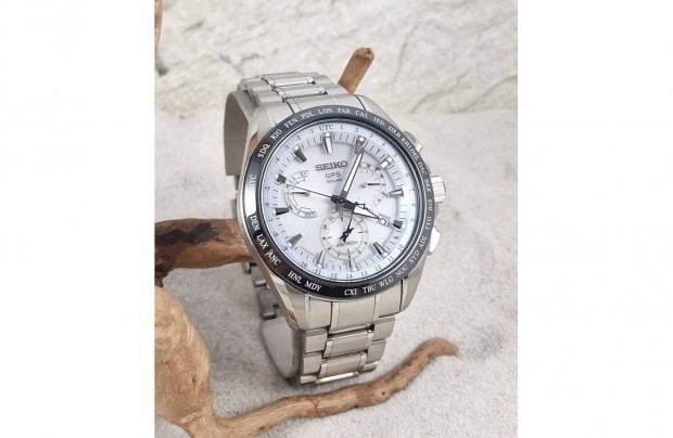 Seiko Astron 'Sbxb047' karóra, GPS, Solar, Zafír, Titán, Kerámia