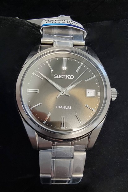 Seiko Classic Sur375P1 / Titnium-Zafr / j / 50e Ft-tal r alatt