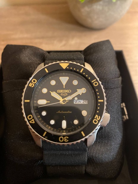 Seiko karra