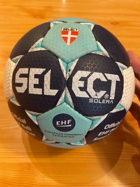 Select Solera EHF 3-as frfi kzilabda