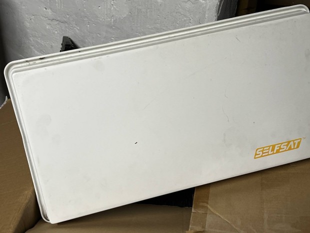 Selfsat H30D2 műholdas antenna