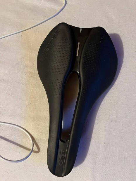 Selle Italia Kerkpros Nyereg Sport Superflow