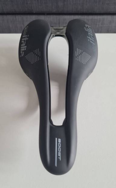 Selle Italia SLR Boost TM Superflow nyereg