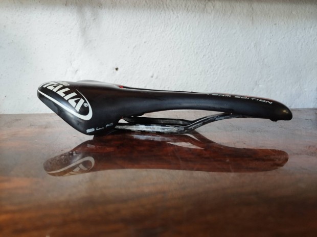 Selle Italia SLR Team Carbon karbonplcs nyereg