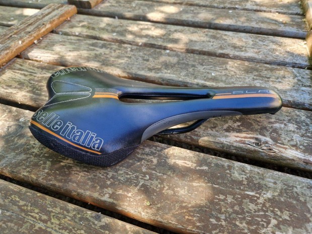 Selle Italia SLR - Carbon Fibre nyereg