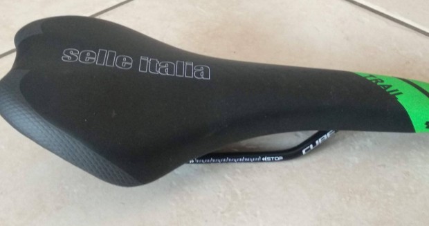 Selle Italia Trail Cube nyereg, nem használt, új állapot. Akciós ár!