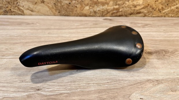 Selle Italia daytona nyereg