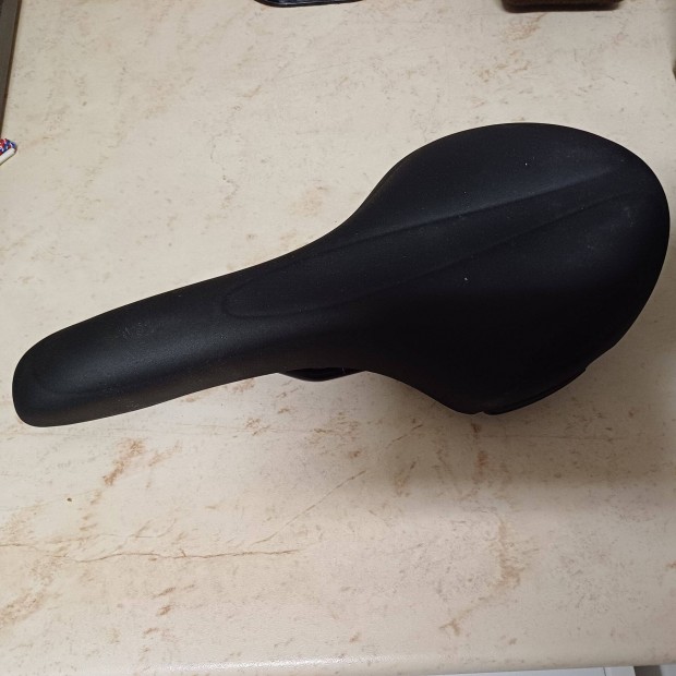 Selle Royal fekete biciklinyereg