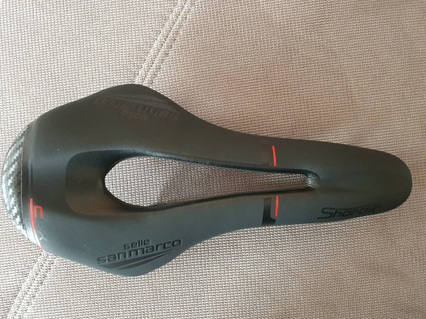 Selle San Marco Shortfit CFX karbon kerkpr nyereg,ls,wide