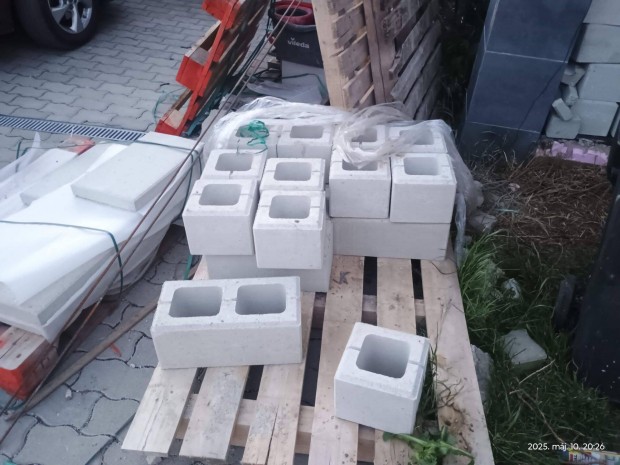 Semmelrock Rivago törtfehér félkő
