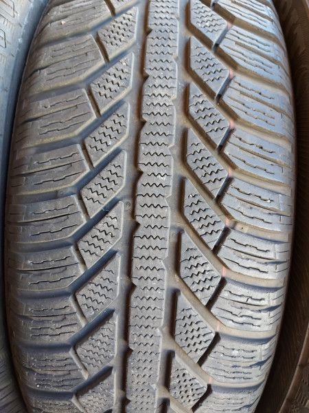 Semperit 215/65R17 MASTER-GRIP2 5-6mm DOT19 használt gumi HG8910 tél