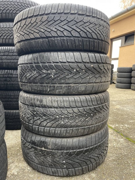 Semperit 225/45r17 tli gumi garnitra 4db