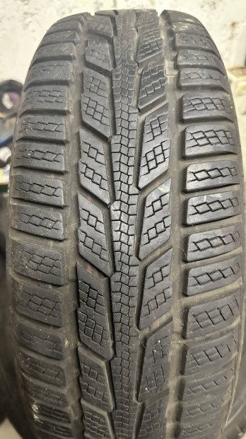 Semperit-Hankook 185/60 R15" Szett Újszerű Allapotban !