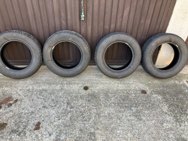 Semperit Mastergip 2 t�ligumi szett 175/70 R14