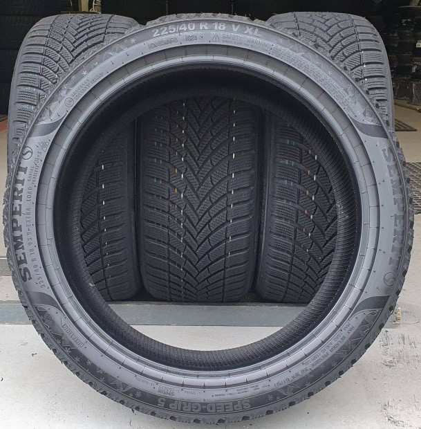 Semperit Speedgrip 225/40 R18 tli gumi 4db 2024. /T121