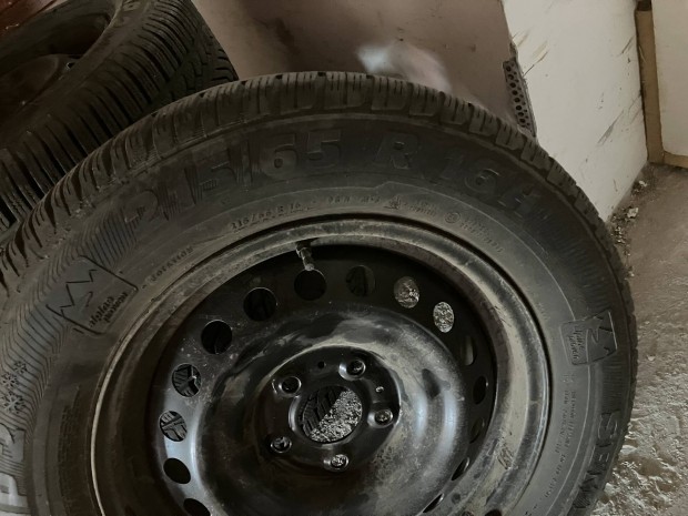 Semperit Tli gumi felnivel 215/65 R16