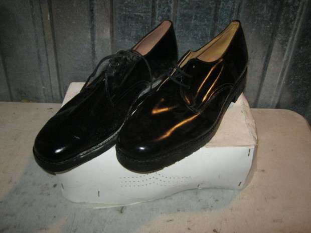 Semperit férfi munkavédelmi cipő 46-os méret