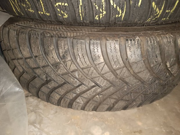 Semperit tligumi 2db 205/60R16