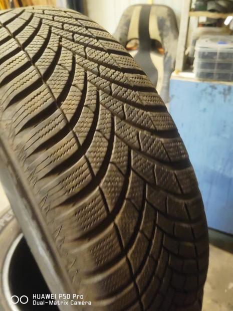 Semperit teligumi R16