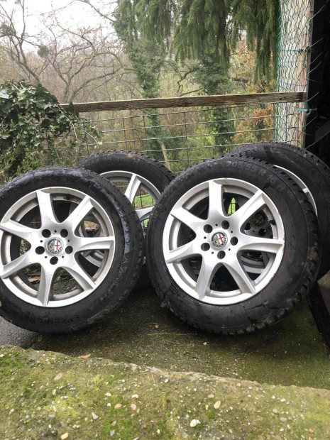 Semperit tligumi gyri Alfa Romeo alufelnivel