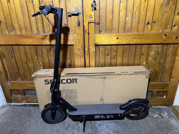 Sencor Scooter Two Long Range S60 elektromos roller