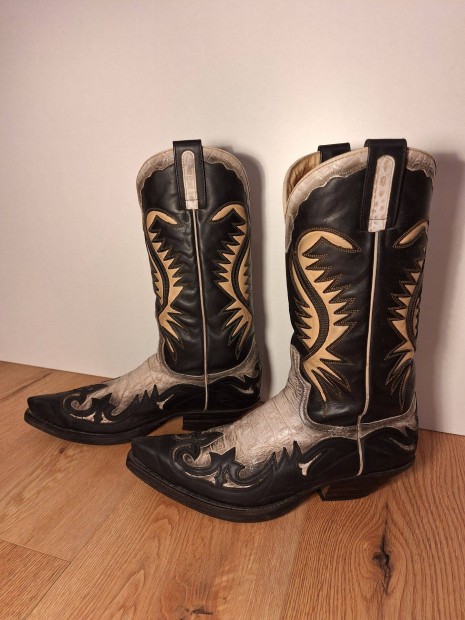 Sendra marhabőr western csizma (méret: 44-45)