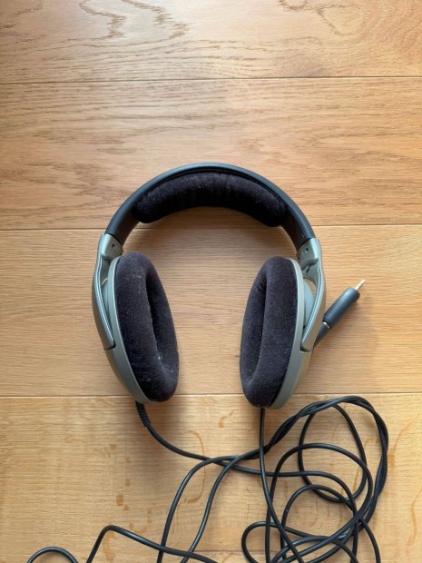 Sennheiser HD 555 fejhallgat