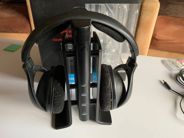 Sennheiser RS 170 wireless, zrt surround fejhallgat, ajndkkal