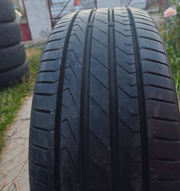 Sentury Qirin 990 225/45 R18 Gumiabroncs
