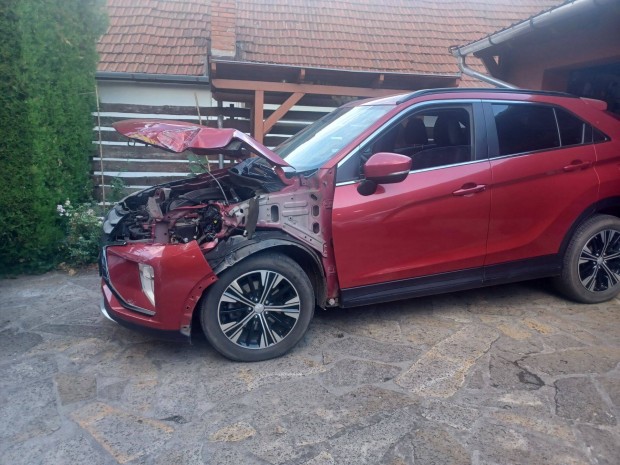 Srlt Mitsubishi Eclipse Cross