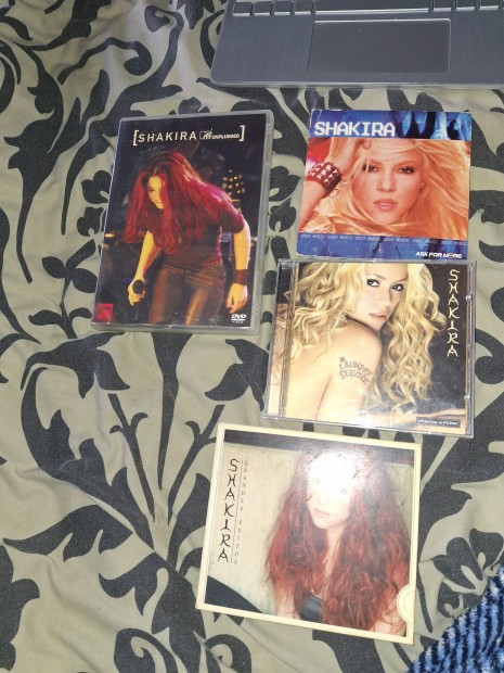 Shakira CD-DVD csomag