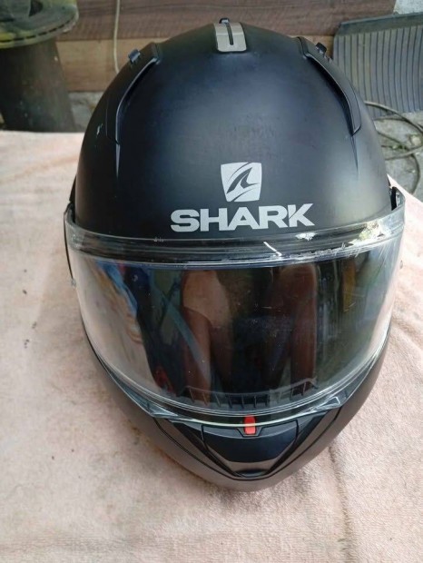 Shark Evo- One minőségi bukósisak L es méret