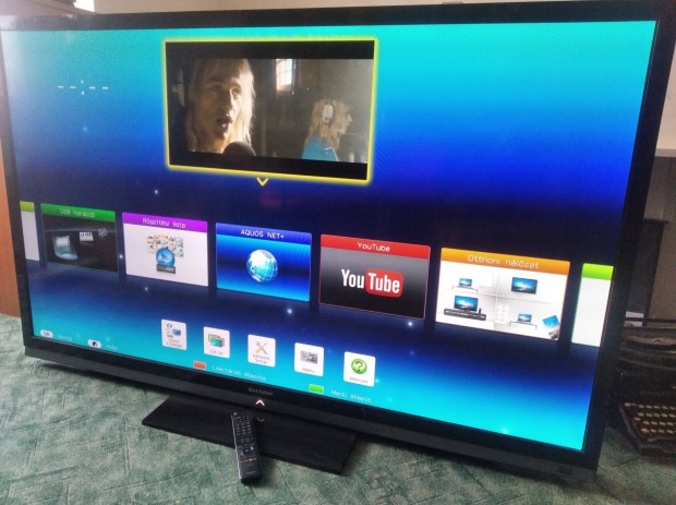 Sharp 70" 177cm Full HD smart TV LC-70LE747E