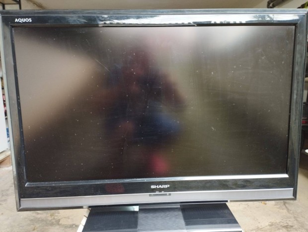 Sharp Aquos LC-32DH95E 32"-os LCD TV