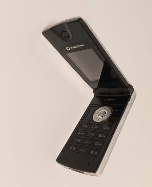 Sharp Gx29 retr mobiltelefon