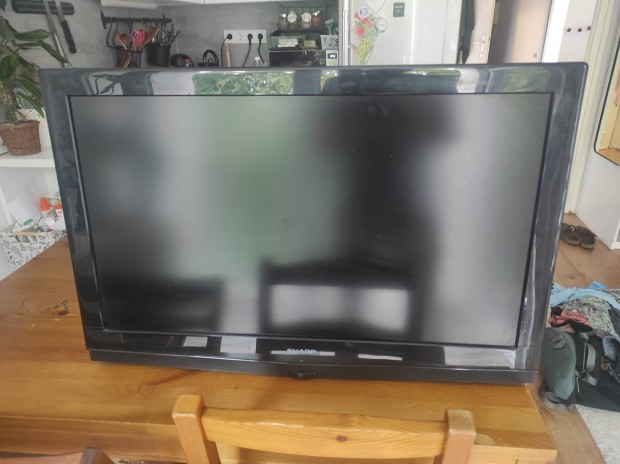 Sharp LCD tv HD 32"