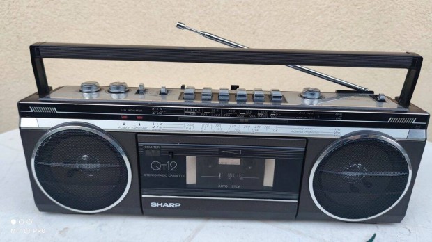 Sharp QT-12 Rdi MAGN Boombox Elad !