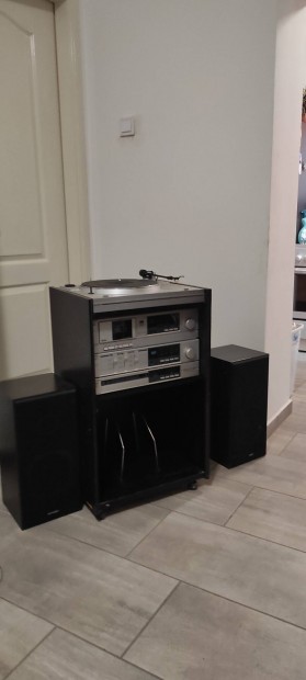 Sharp hifi torony